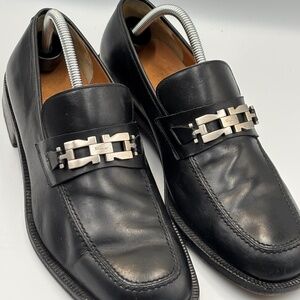 Salvatore‎ Ferragamo Silver Buckle Black Italian Leather Loafer, Sz 9.5